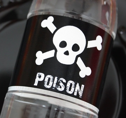 ideas halloween bebidas poison